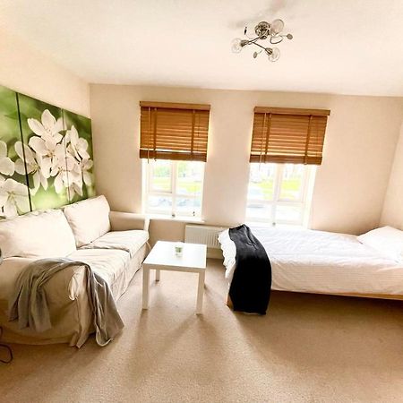 Lakeside Stylish 3 Bedroom House Grays Kültér fotó