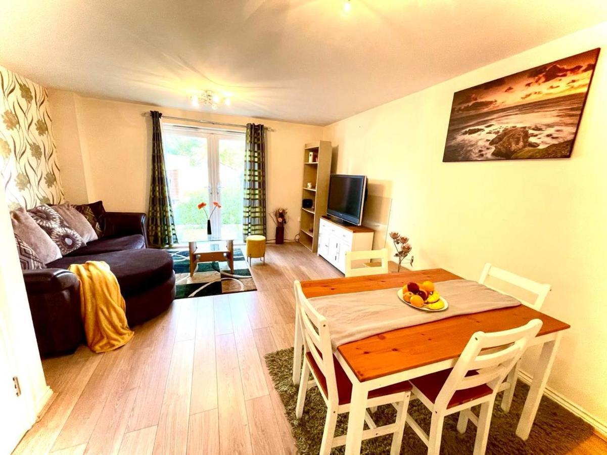 Lakeside Stylish 3 Bedroom House Grays Kültér fotó